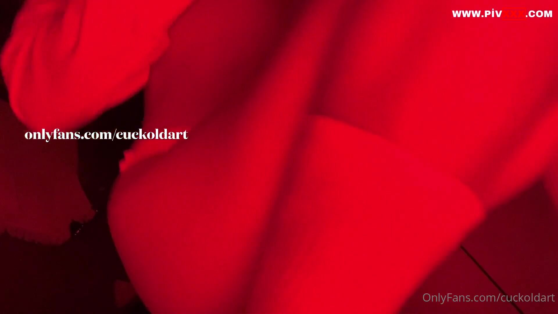 Duşa giriyorum bebeklerim – hotwife duru İfşa Videoları