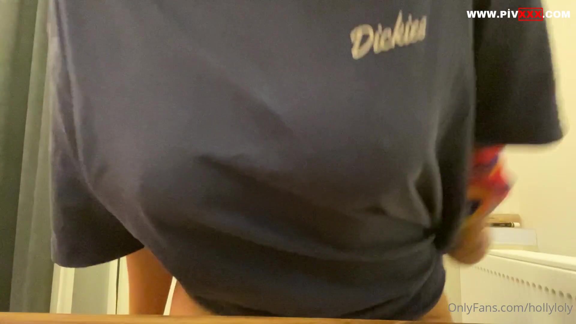 Erkek arkadaşıma beni sik diye yalvarmama rağmen sikik bi oyunu oynamaya devam etti ben de sinirden mast yapmaya başladım – holly loly İfşa Videoları