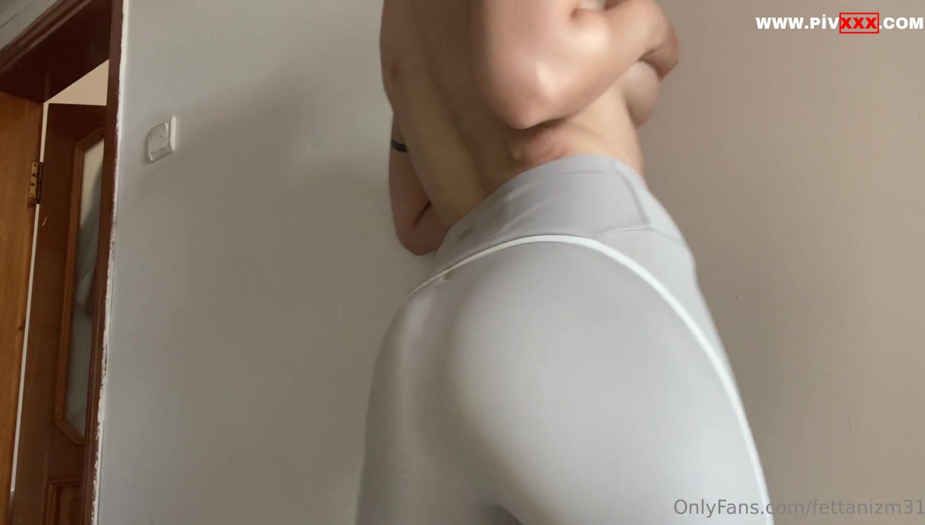 Abonemin aldığı taytı giydimmm – fettanizm İfşa Videoları