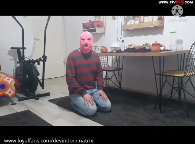 Terbiyesiz köle • dominatrix devin İfşa Videoları