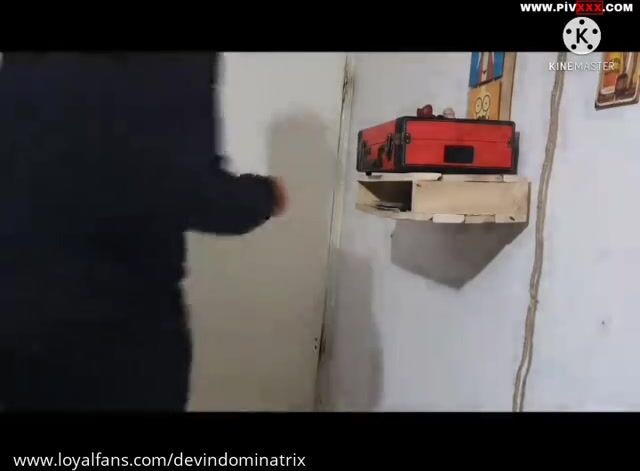 Yasemin abla 1 • dominatrix devin İfşa Videoları