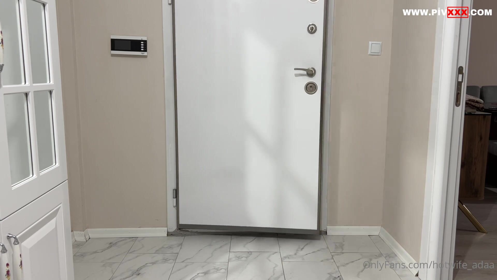 Bu şeftali daha büyüsün mü – hotwife ada İfşa Videoları