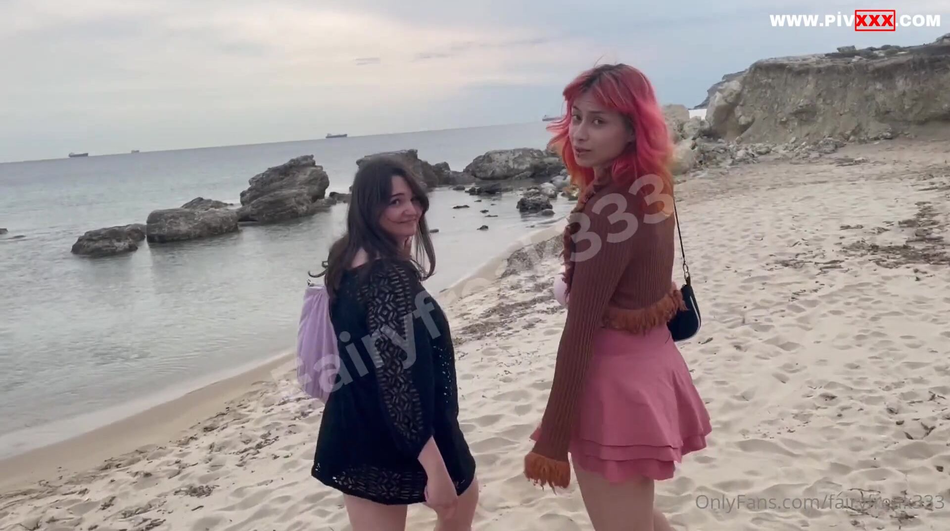 Sahilde üşüyünce sevişmek zorunda kaldık – fairy freak İfşa Videoları