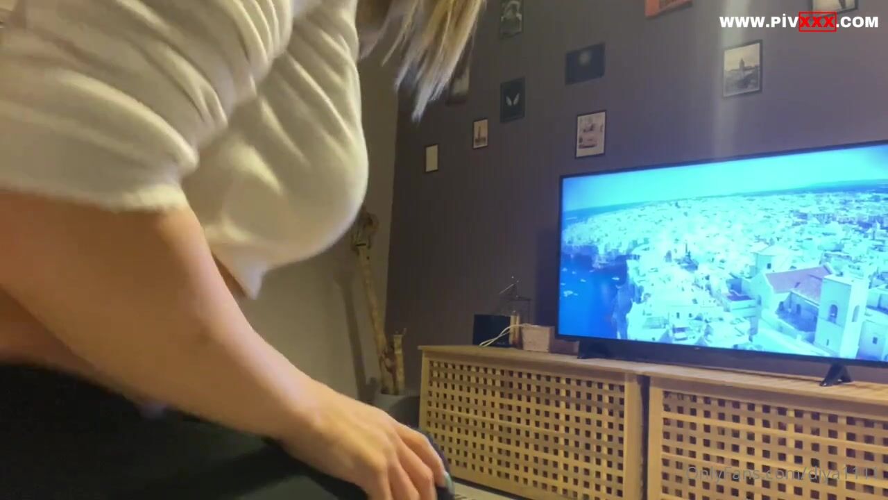 Footjob • sahibe diya İfşa Videoları