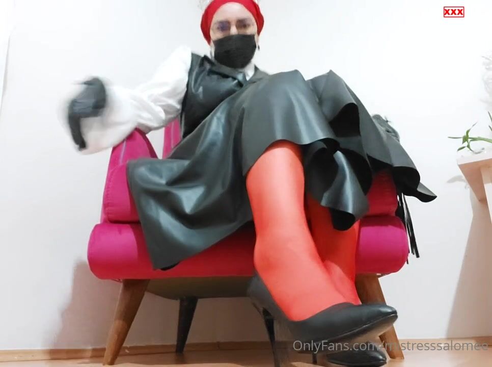 Bu ayaklarla sizi dışarıda bile köle ederim dayanamazsınız fetişler • queen salome İfşa Videoları