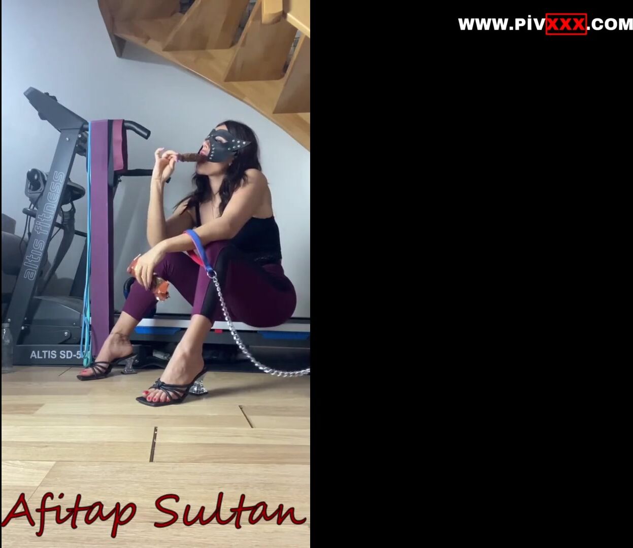 Benim artıklarım ile besleneceksin köpek ! • mistress afitap İfşa Videoları