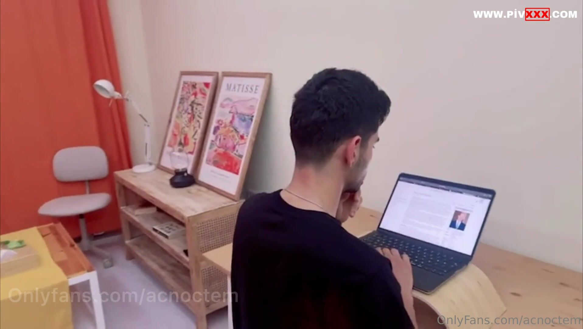 Şerefsiz psikoloğum cinsel terapi ayağına yüzüme boşaldı | süt İfşa Videoları