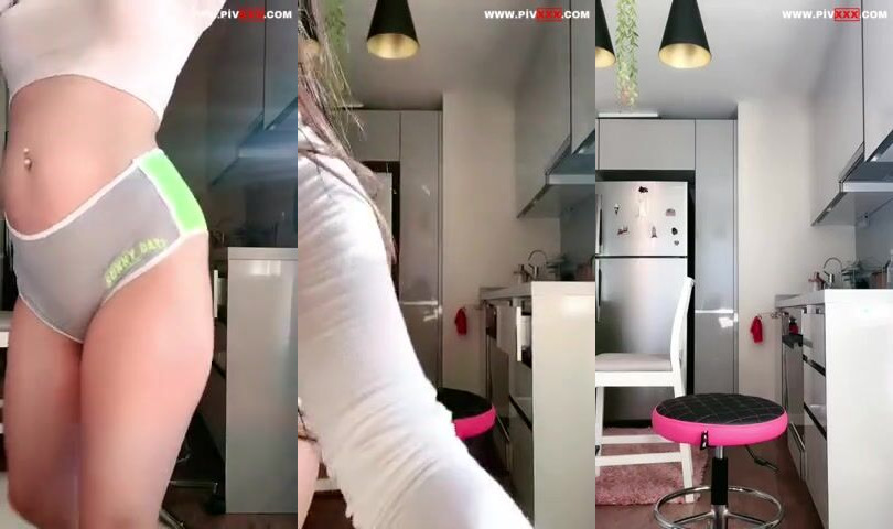 Mercedes sena mutfakta kalçalarını sallayıp saçını savuruyor İfşa Videoları