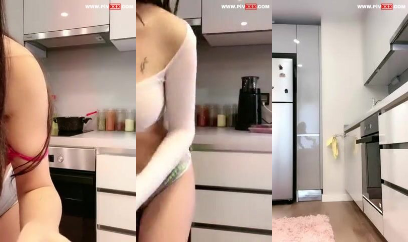 Mercedes sena mutfakta seksi dansıyla şov yapıyor, külotunu indirip kıçını sallıyor İfşa Videoları