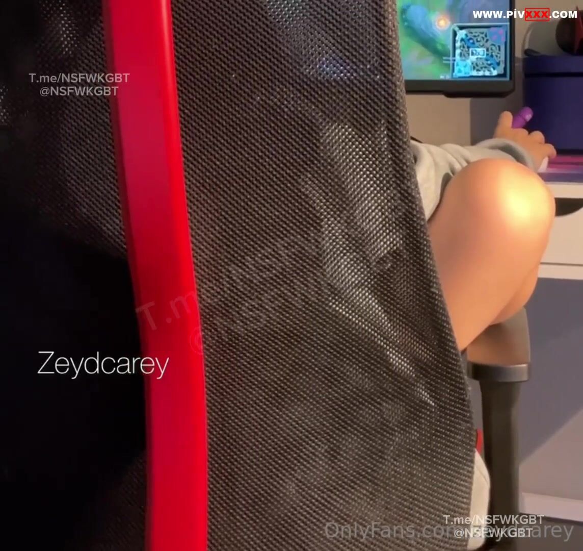 Zeydcarey alya vural mor vibratörle amını dolduruyor İfşa Videoları