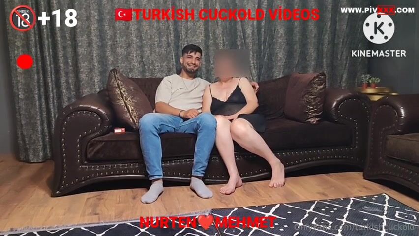 Turkishcuckold çiftinin sert sikiş macerası İfşa Videoları
