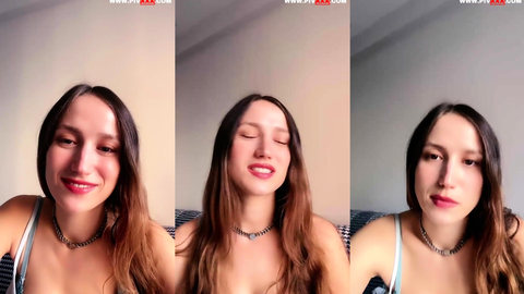 eylül deniz tango webcamde memelerini açıp parmak gösteriyor