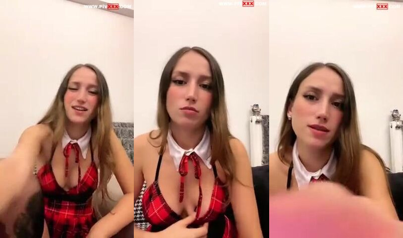 Eylül deniz tango schoolgirl kostümüyle webcamde azıyor İfşa Videoları