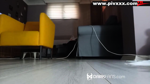 Femdom dominatrix in Turkish sahibe makes her man piss in her scat