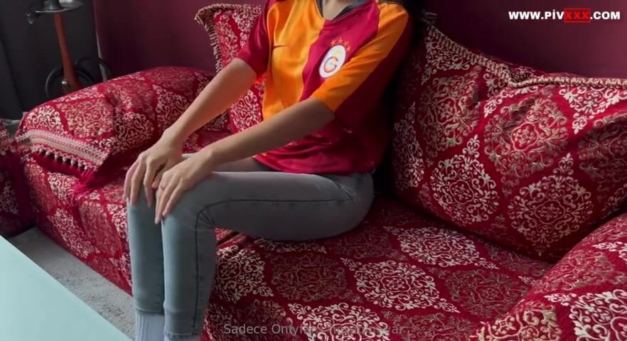 Selin sudegül onlyfans videosunda dildoyla amını parmaklayıp inliyor İfşa Videoları