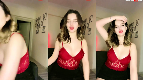 pandora canlı yayında seksi pozlarla azdırıyor