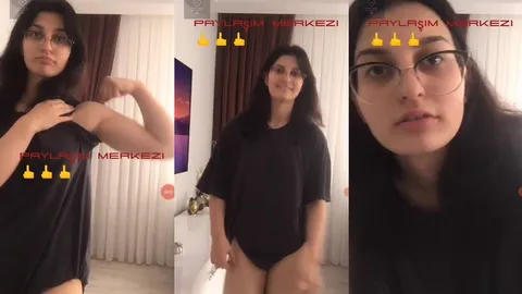 Gözlüklü kız şarkı açıp kalın bacaklarını sergiliyor Reddit türk ifşa İfşa Videoları