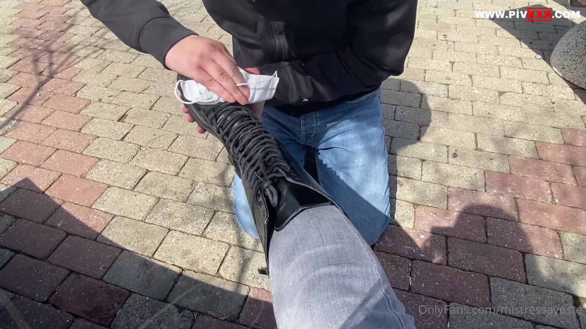 Worship my superior feet in public! 2 İfşa Videoları