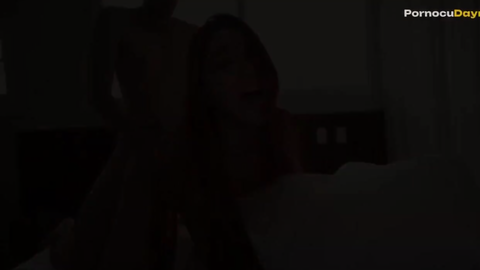 Üvey kardeşim duşta bana kocaman penisini gösterme fırsatını asla kaçırmıyor — türkçe altyazılı Türk porno İfşa Videoları