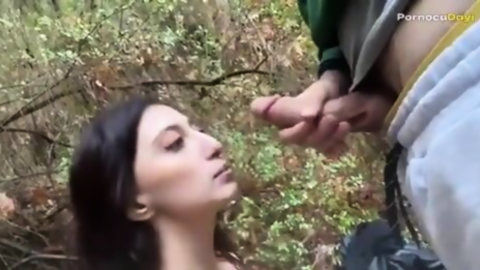 İzmirli hatun ormanda sakso v1 Ifşahane İfşa Videoları