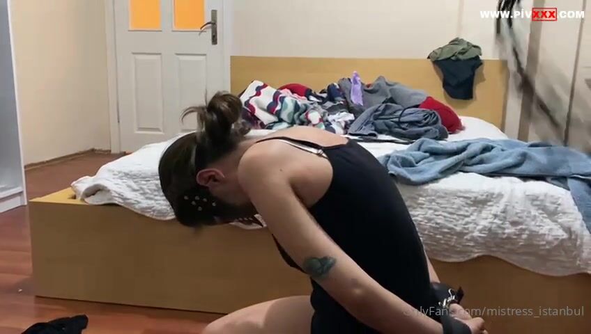 Fino köpeğimin narin teni kızarmış İfşa Videoları