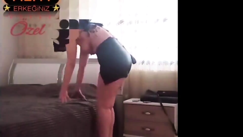 Porno Film Alfa Erkek Genç Yaşlı Farketmeden Basıyor